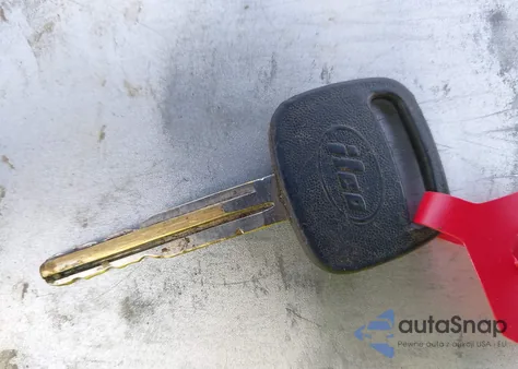 2004 Toyota Corolla Ce z USA, uszkodzony, nr VIN 1NXBR32E04Z324181